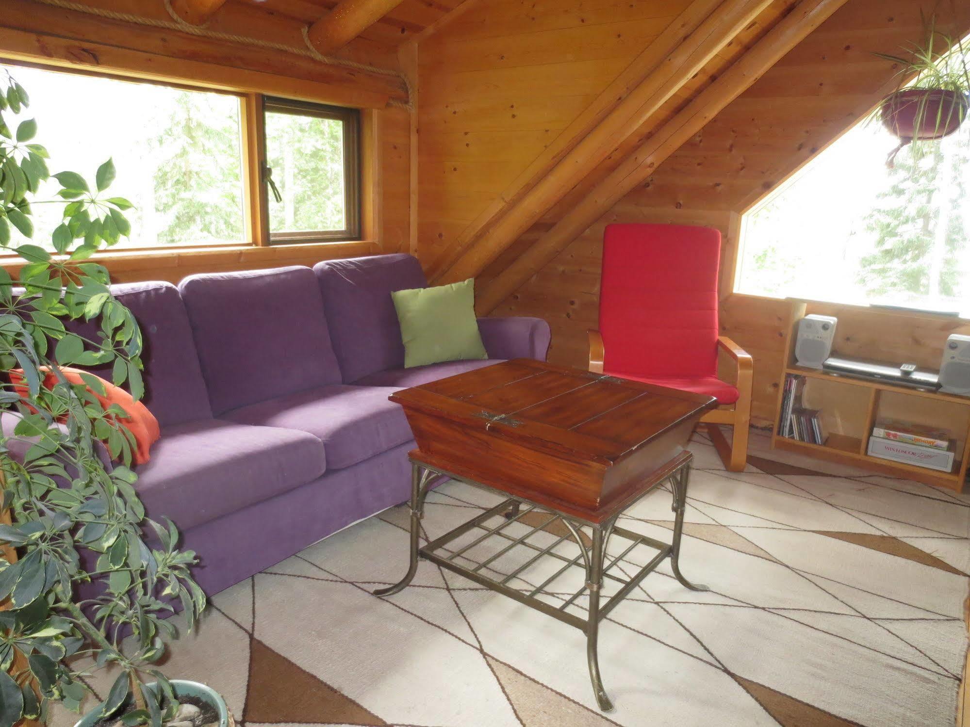 Blaeberry Mountain Lodge โกลเดน ภายนอก รูปภาพ