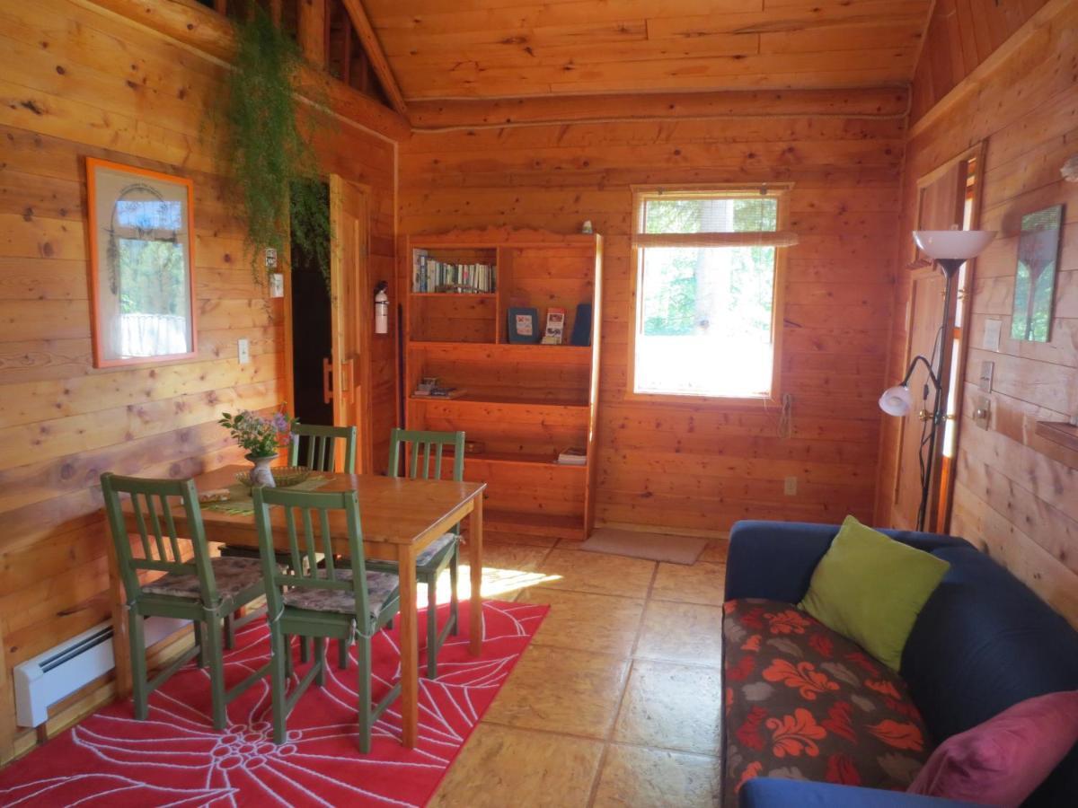 Blaeberry Mountain Lodge โกลเดน ห้อง รูปภาพ